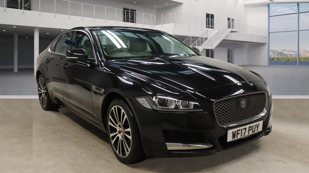 Jaguar XF 2.0 D 240 AWD Portfolio Saloon